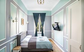 Domles Apartments
